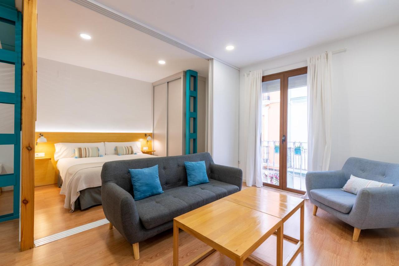 Locksmith Apartment - Park Option Севілья Екстер'єр фото