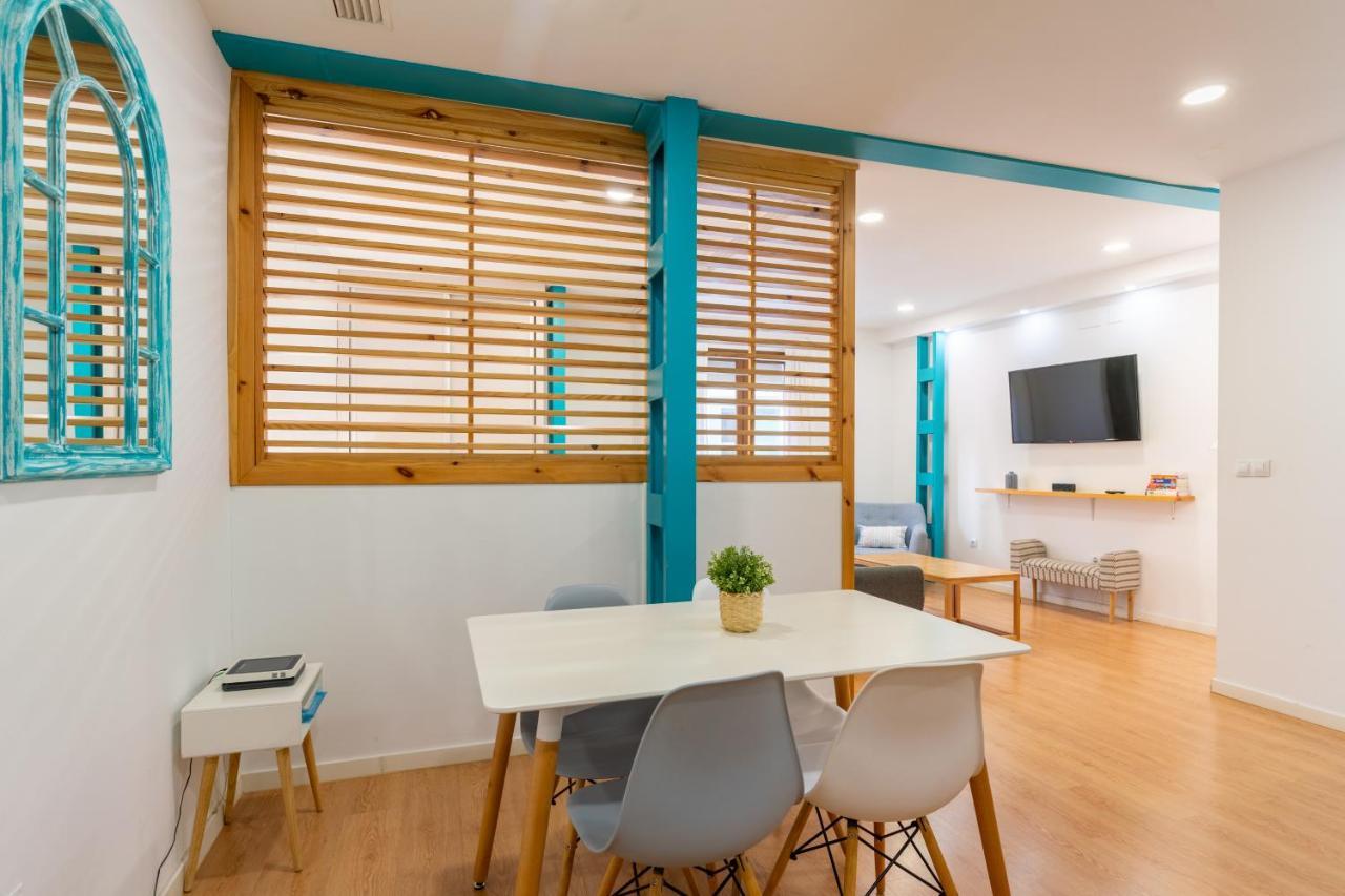 Locksmith Apartment - Park Option Севілья Екстер'єр фото