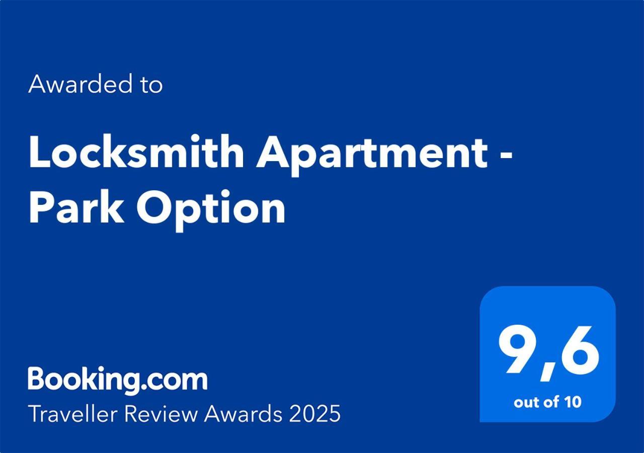 Locksmith Apartment - Park Option Севілья Екстер'єр фото